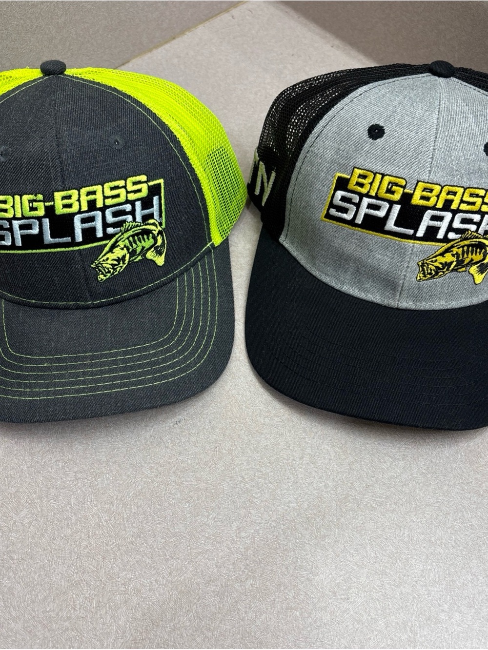 Big Bass Splash Alabama & Tennessee SnapBack Mesh Hat Fishing Cap Trucker
